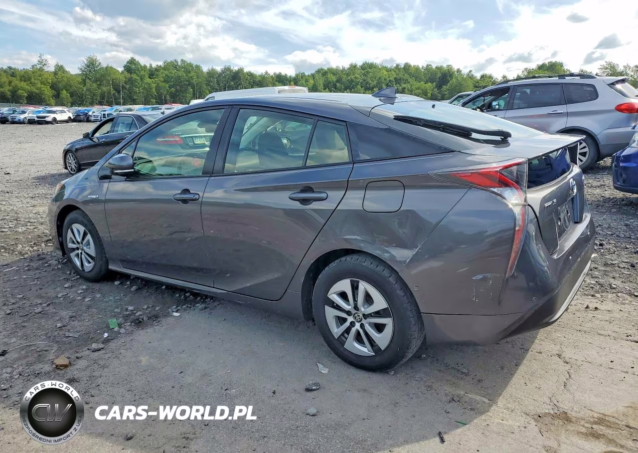 2018 Toyota Prius Two VIN:JTDKBRFU1J3582675 - 2
