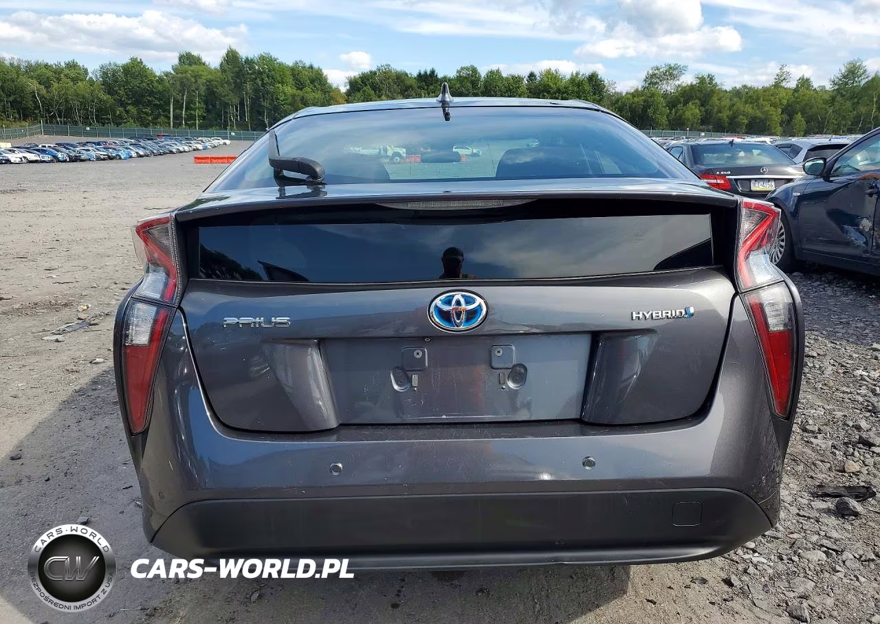 2018 Toyota Prius Two VIN:JTDKBRFU1J3582675 - 6
