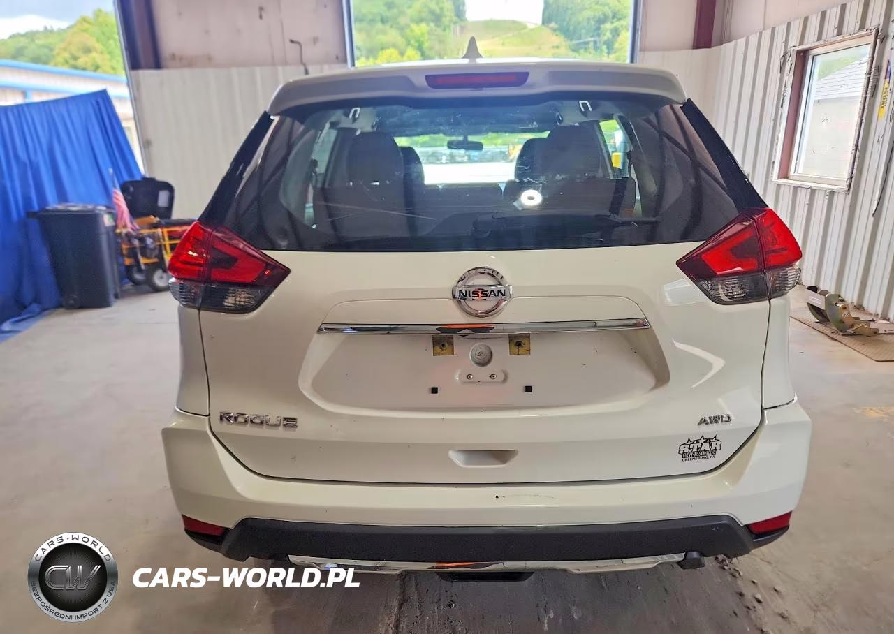 2017 Nissan Rogue S VIN:KNMAT2MV8HP614939 - 6