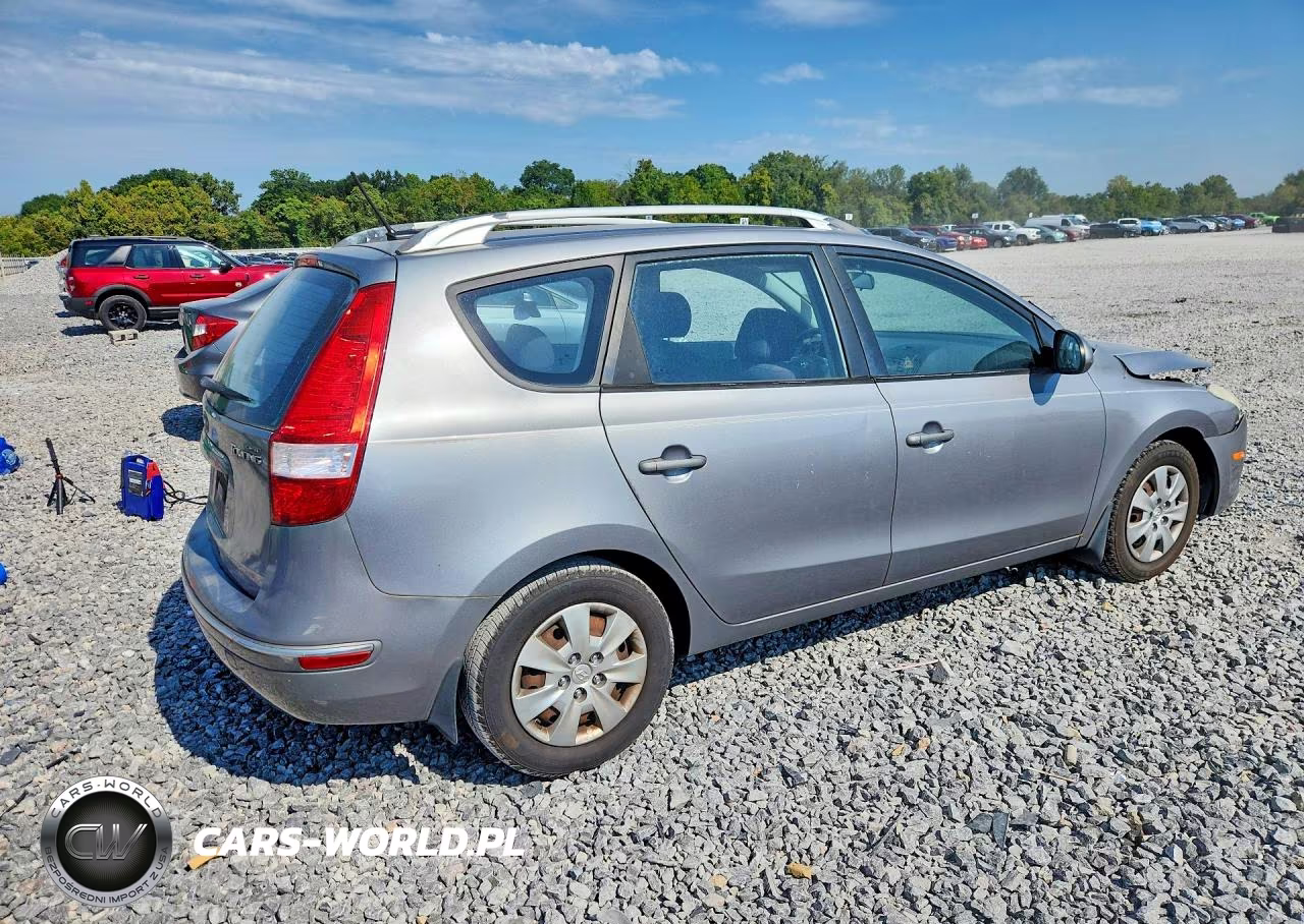 2011 Hyundai Elantra Touring Gls VIN:KMHDC8AE3BU108587 - 3