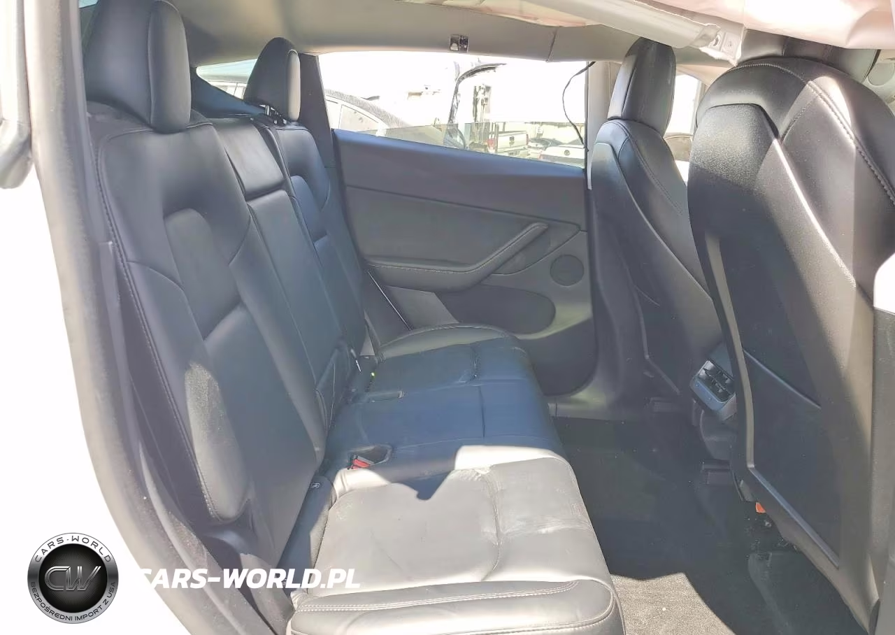 2021 Tesla Model Y VIN:5YJYGDEE6MF262526 - 10
