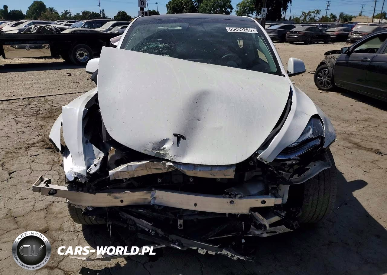 2021 Tesla Model Y VIN:5YJYGDEE6MF262526 - 5
