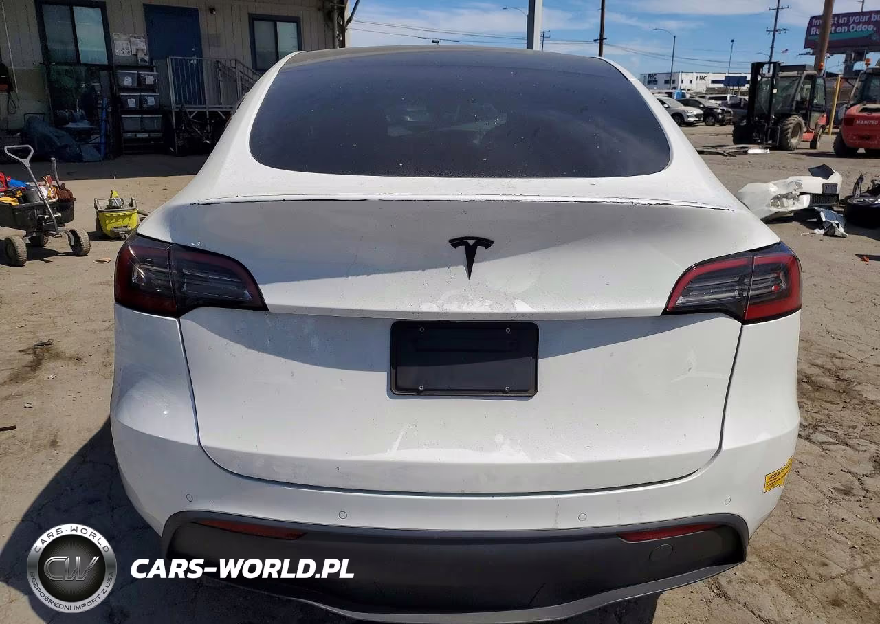 2021 Tesla Model Y VIN:5YJYGDEE6MF262526 - 6