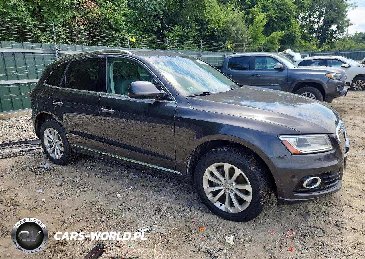 2016 Audi Q5 Premium VIN:WA1C2AFP8GA039614 - 4