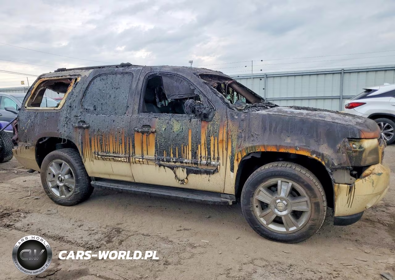 2010 Chevrolet Tahoe K1500 Ltz VIN:1GNUKCE0XAR271173 - 4