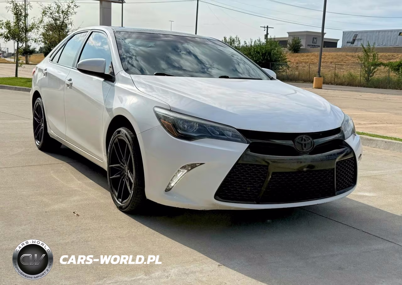 2015 Toyota Camry Xse V6 – zdjęcie 1 z 10