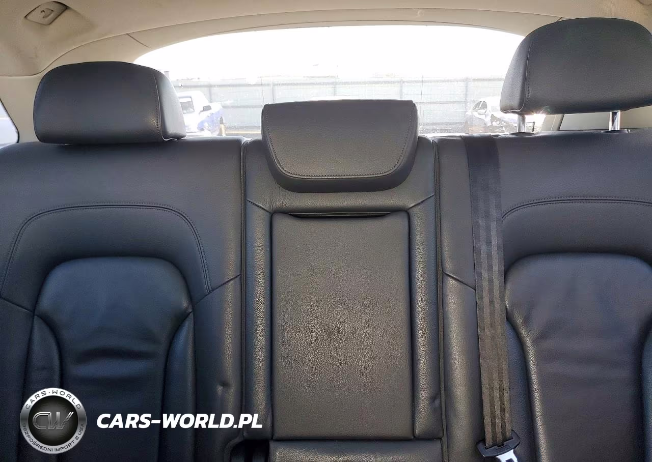 2014 Audi Q5 Premium VIN:WA1CFAFP7EA080558 - 10