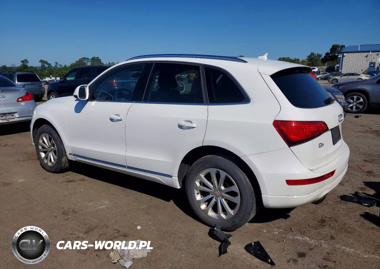 2014 Audi Q5 Premium VIN:WA1CFAFP7EA080558 - 2