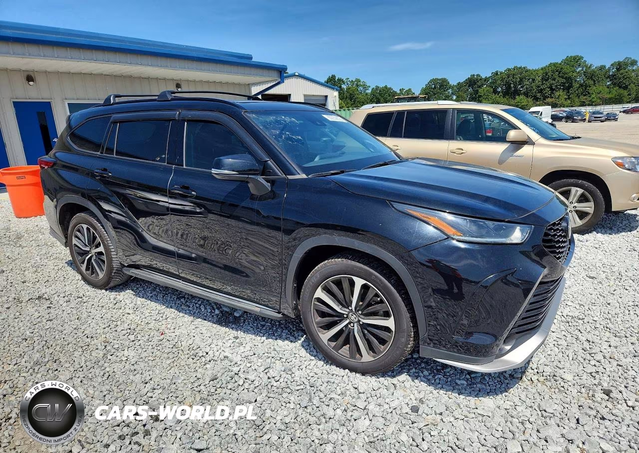 2022 Toyota Hlndr Xse VIN:5TDJZRAH0NS111591 - 4