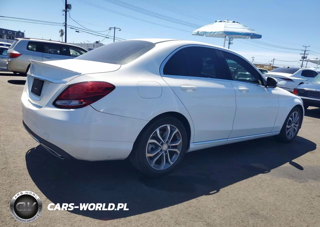 2016 Mercedes-Benz C 300 VIN:55SWF4JBXGU168402 - 3