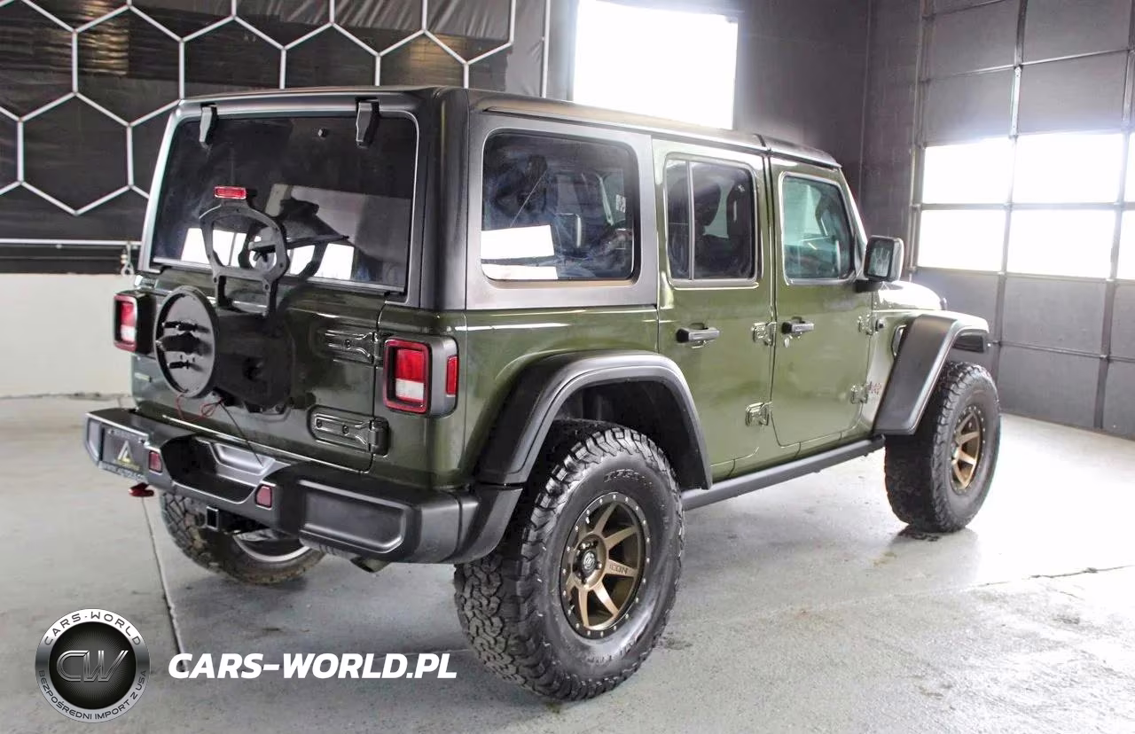 2021 Jeep Wrangler Unlimited Rubicon VIN:1C4JJXFM7MW536211 - 3