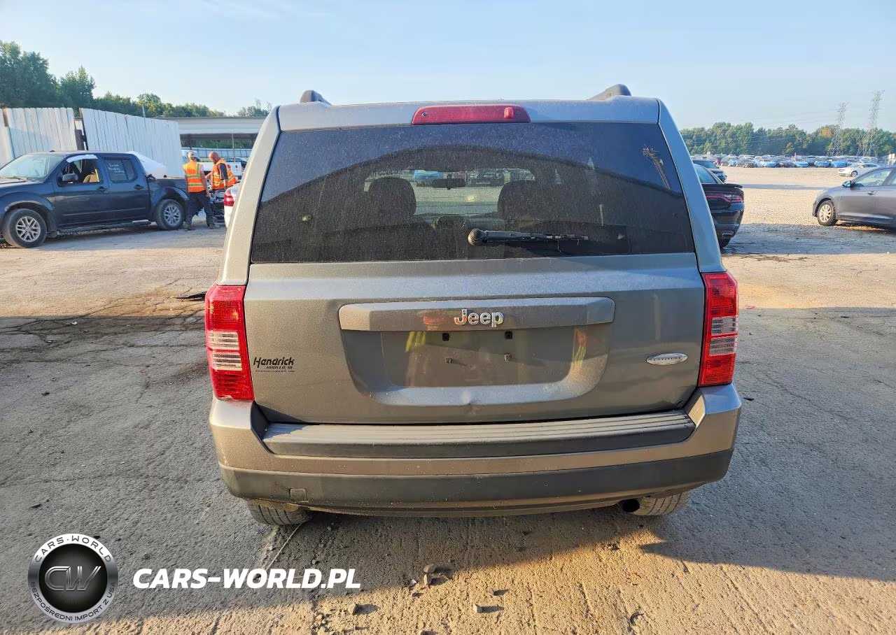2012 Jeep Patriot Latitude VIN:1C4NJPFA7CD707072 - 6
