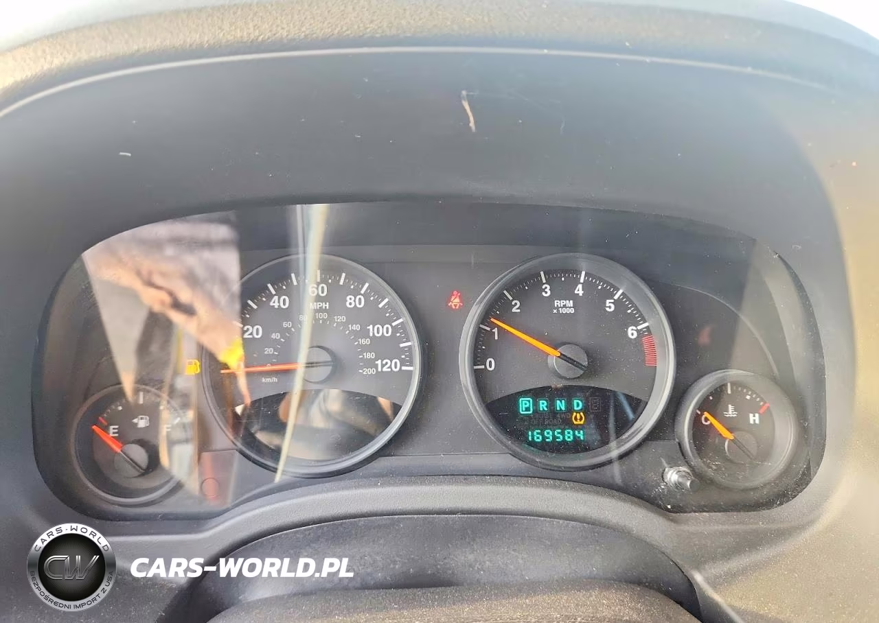 2012 Jeep Patriot Latitude VIN:1C4NJPFA7CD707072 - 9