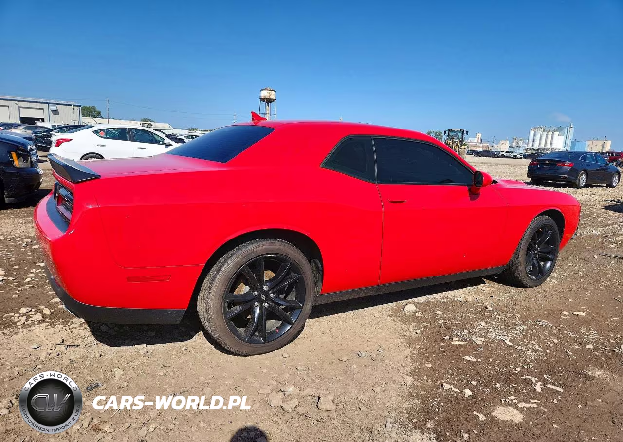 2018 Dodge Challenger Sxt VIN:2C3CDZAG8JH111754 - 3