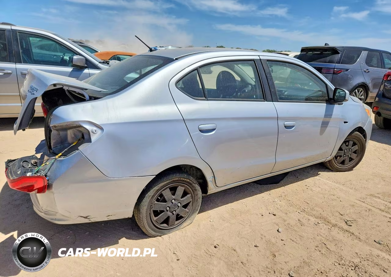 2018 Mitsubishi Mirage G4 Es VIN:ML32F3FJ3JHF01806 - 3