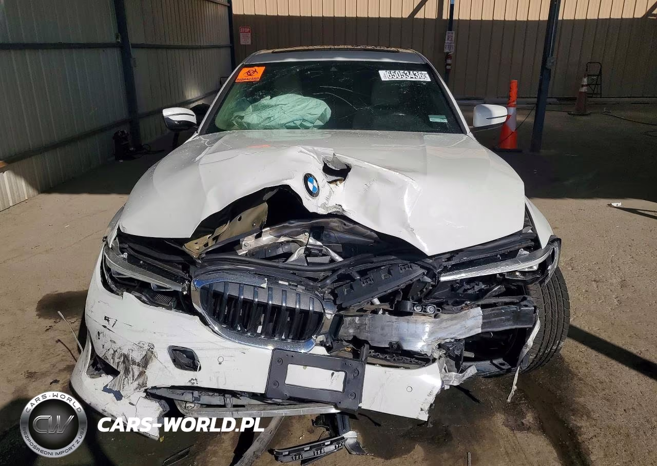 2019 BMW 330Xi VIN:WBA5R7C55KFH12550 - 5