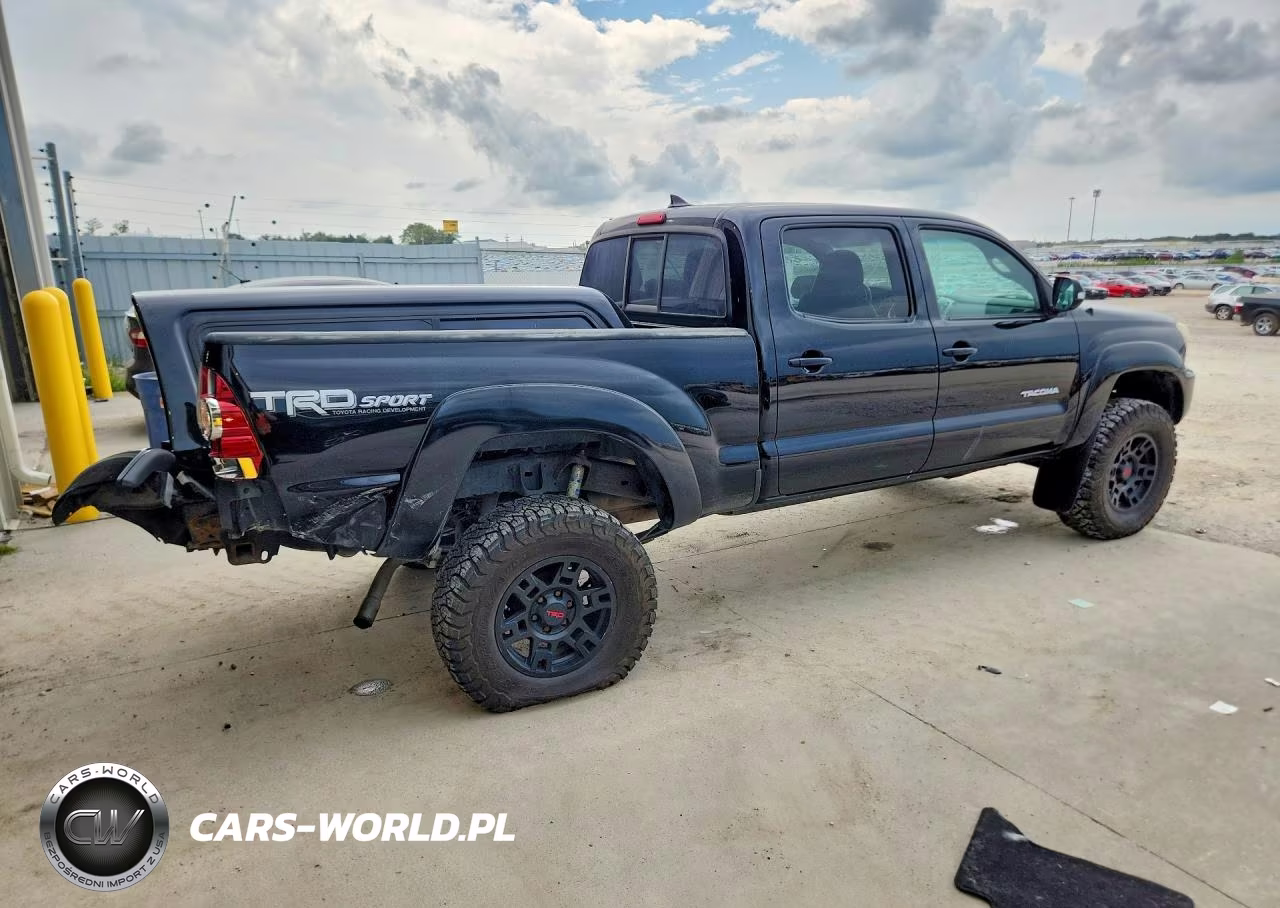 2015 Toyota Tacoma Double Cab Long Bed VIN:3TMMU4FN8FM077530 - 3