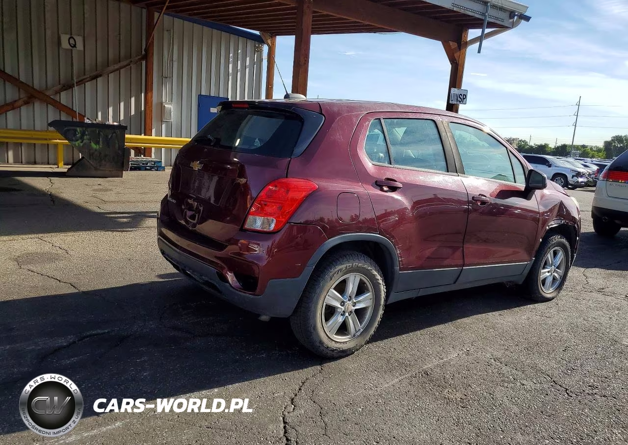 2017 Chevrolet Trax Ls VIN:3GNCJNSB4HL251244 - 3