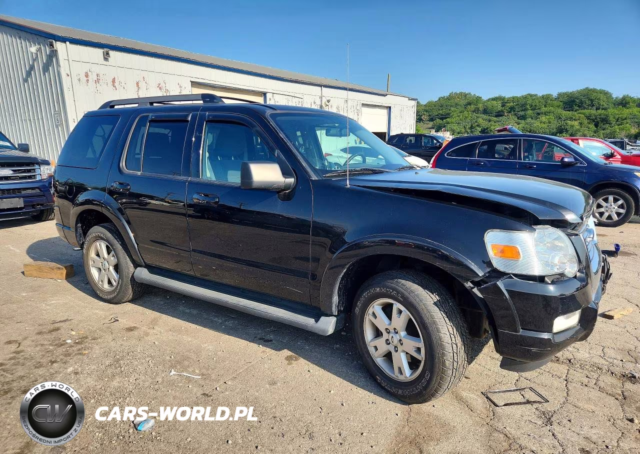 2009 Ford Explorer Xlt VIN:1FMEU73E89UA42072 - 4
