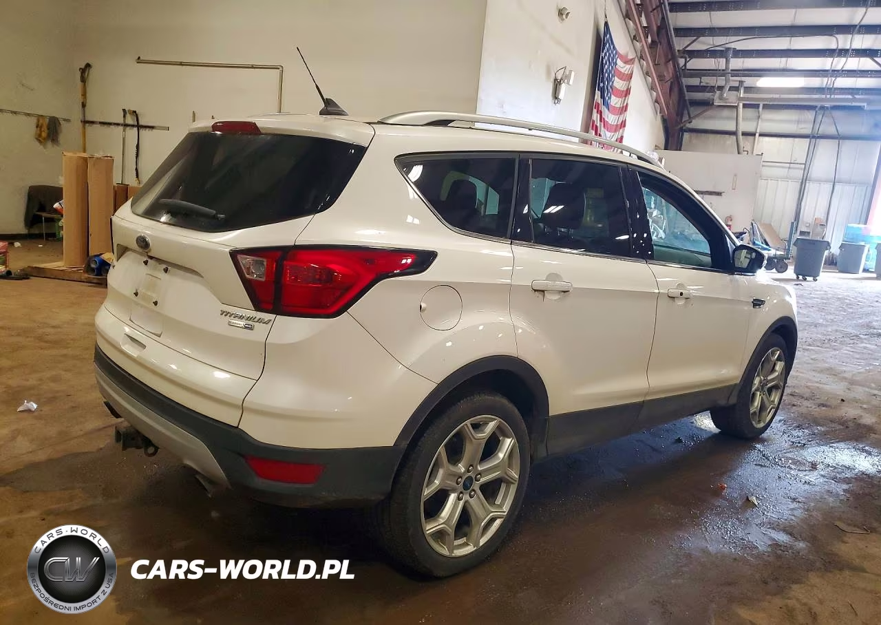 2019 Ford Escape VIN:1FMCU9J98KUA33922 - 3