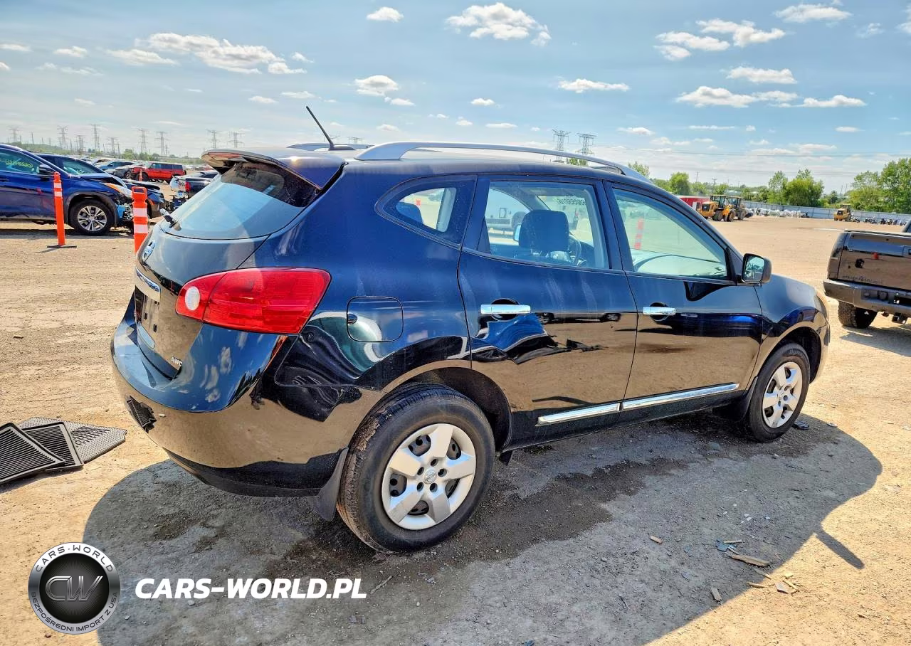 2014 Nissan Rogue Select S VIN:JN8AS5MV1EW700894 - 3
