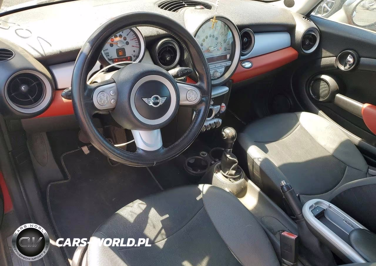 2009 Mini Cooper VIN:WMWMF33569TW79337 - 8