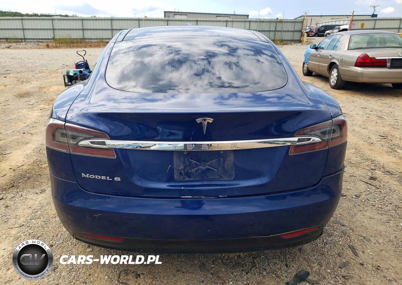 2016 Tesla Model S VIN:5YJSA1E11GF157058 - 6