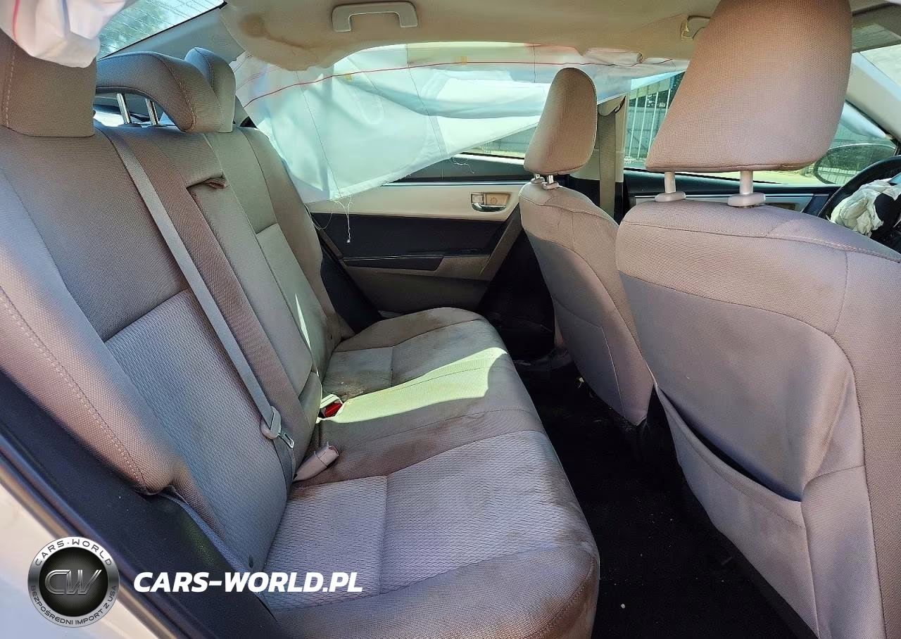 2016 Toyota Corolla Le VIN:5YFBURHE5GP370278 - 10