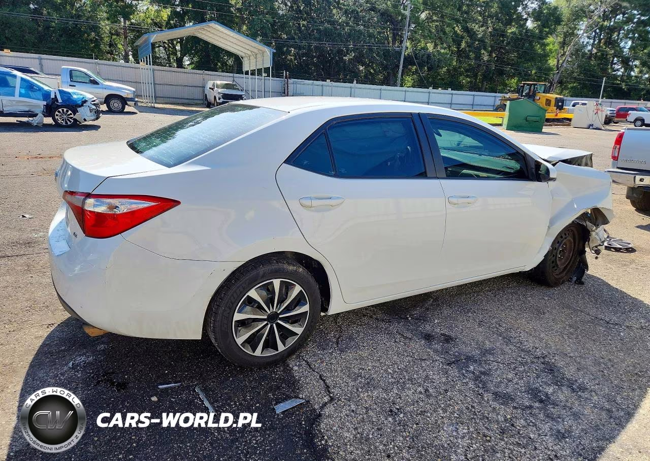 2016 Toyota Corolla Le VIN:5YFBURHE5GP370278 - 3
