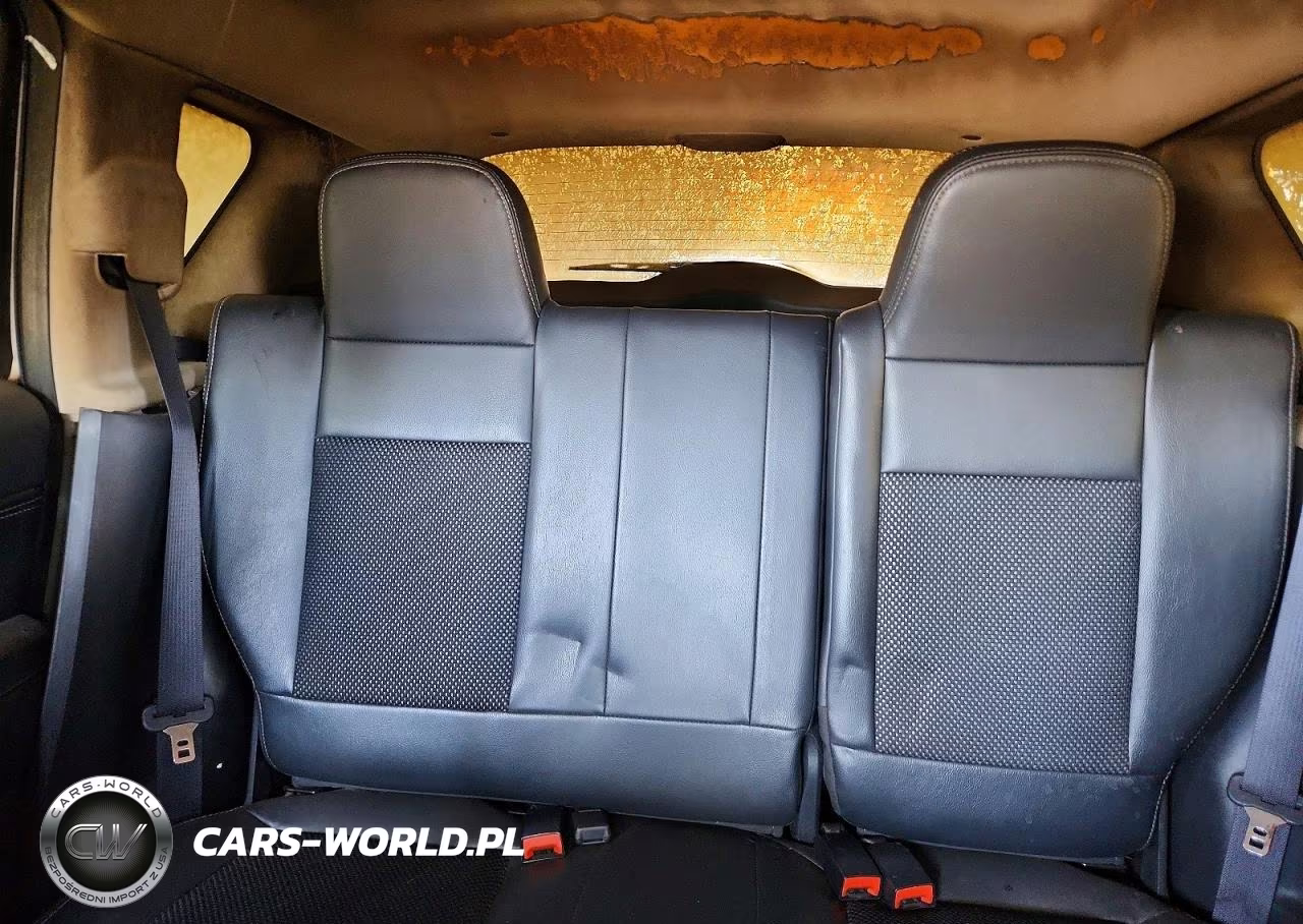 2016 Jeep Compass Latitude VIN:1C4NJDEB5GD616543 - 10