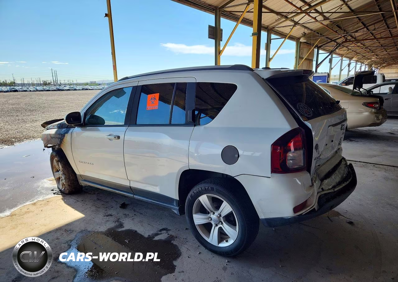 2016 Jeep Compass Latitude VIN:1C4NJDEB5GD616543 - 2