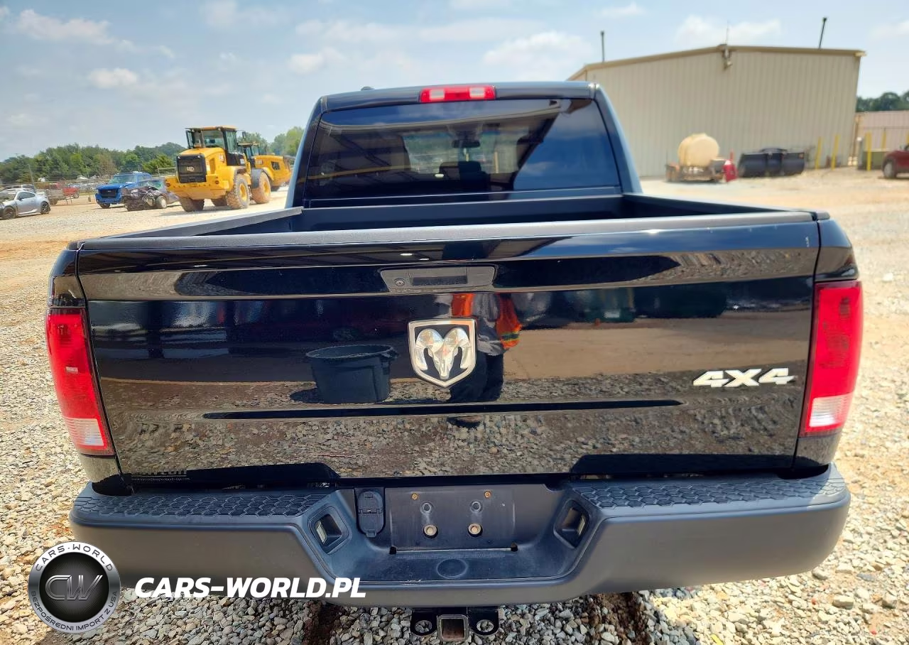 2019 Ram 1500 Classic Tradesman VIN:1C6RR7KM6KS675517 - 6
