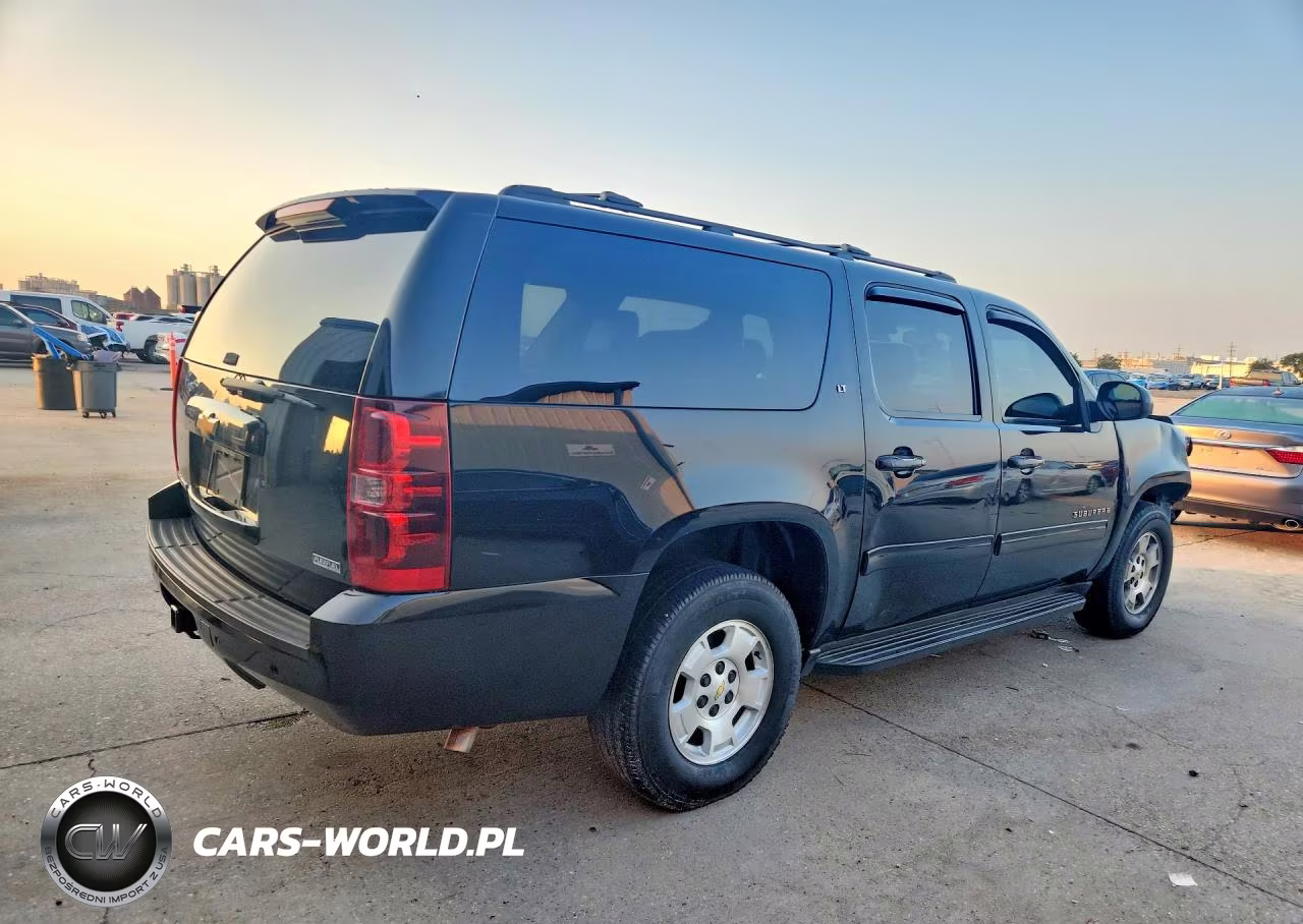 2012 Chevrolet Suburban C1500 Lt VIN:1GNSCJE07CR304576 - 3