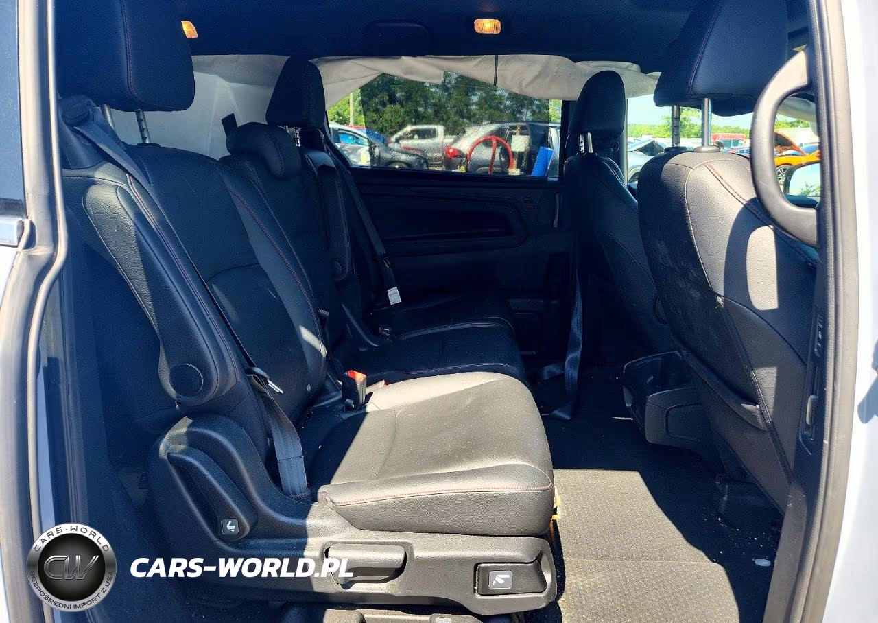 2023 Honda Odyssey Sport-L VIN:5FNRL6H71PB068791 - 11