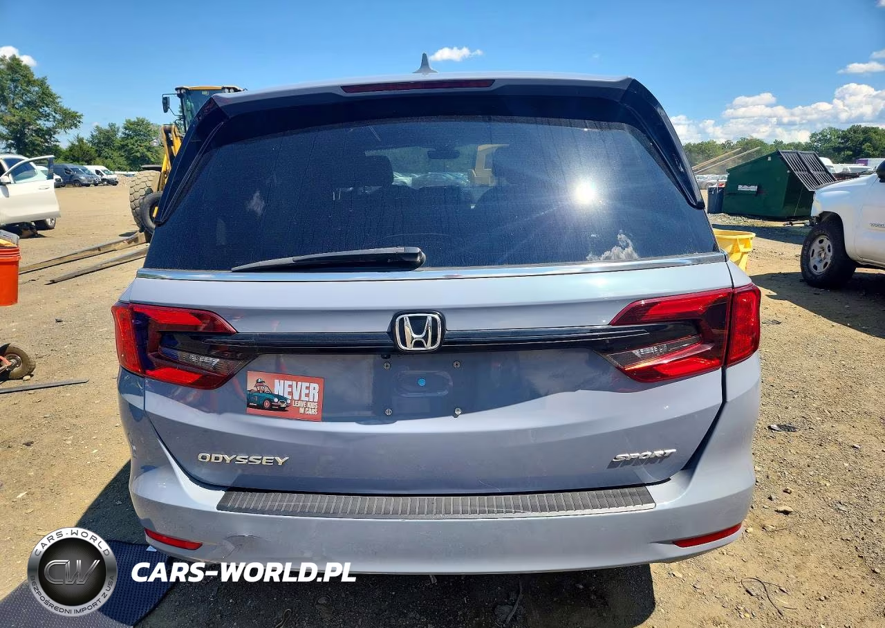 2023 Honda Odyssey Sport-L VIN:5FNRL6H71PB068791 - 6