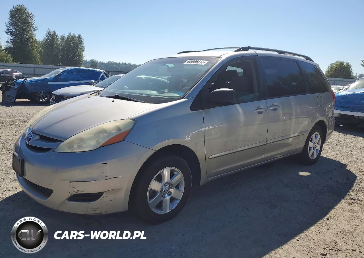 2006 Toyota Sienna Le 8 Passenger