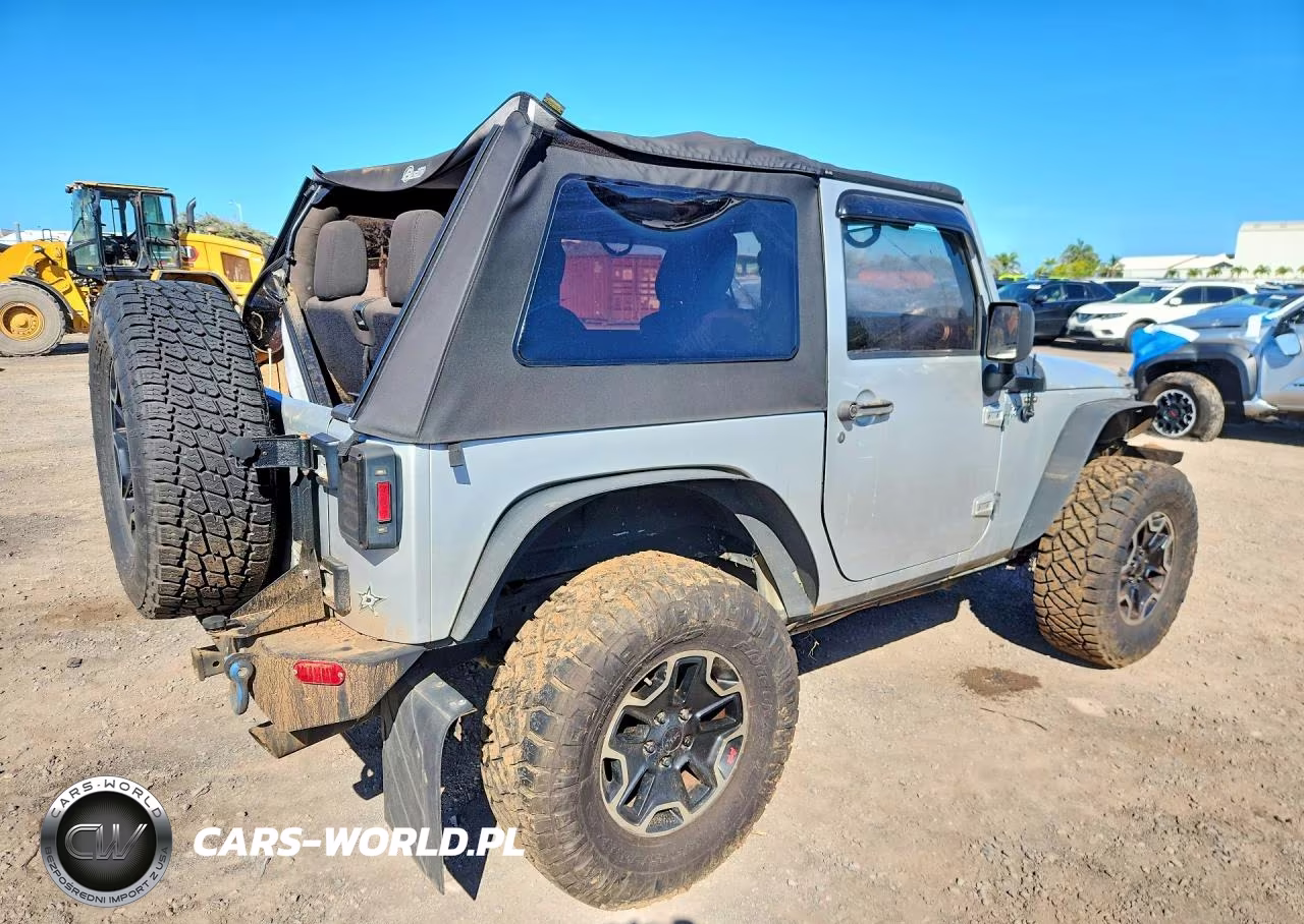 2011 Jeep Wrangler Sport VIN:1J4AA2D11BL602143 - 3