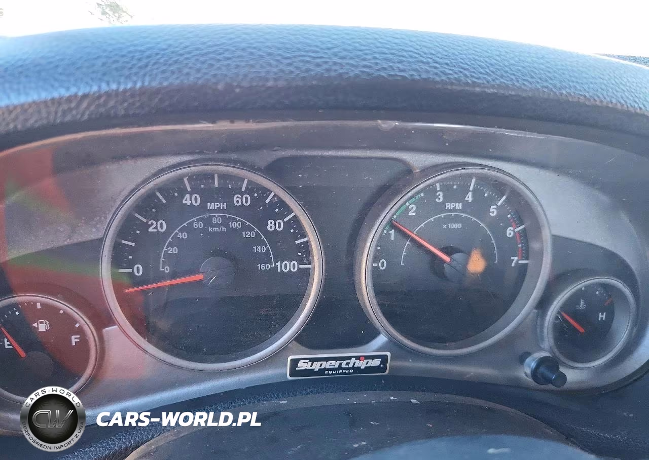 2011 Jeep Wrangler Sport VIN:1J4AA2D11BL602143 - 9