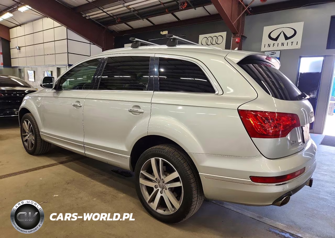 2013 Audi Q7 Premium Plus VIN:WA1LMAFE7DD011127 - 2