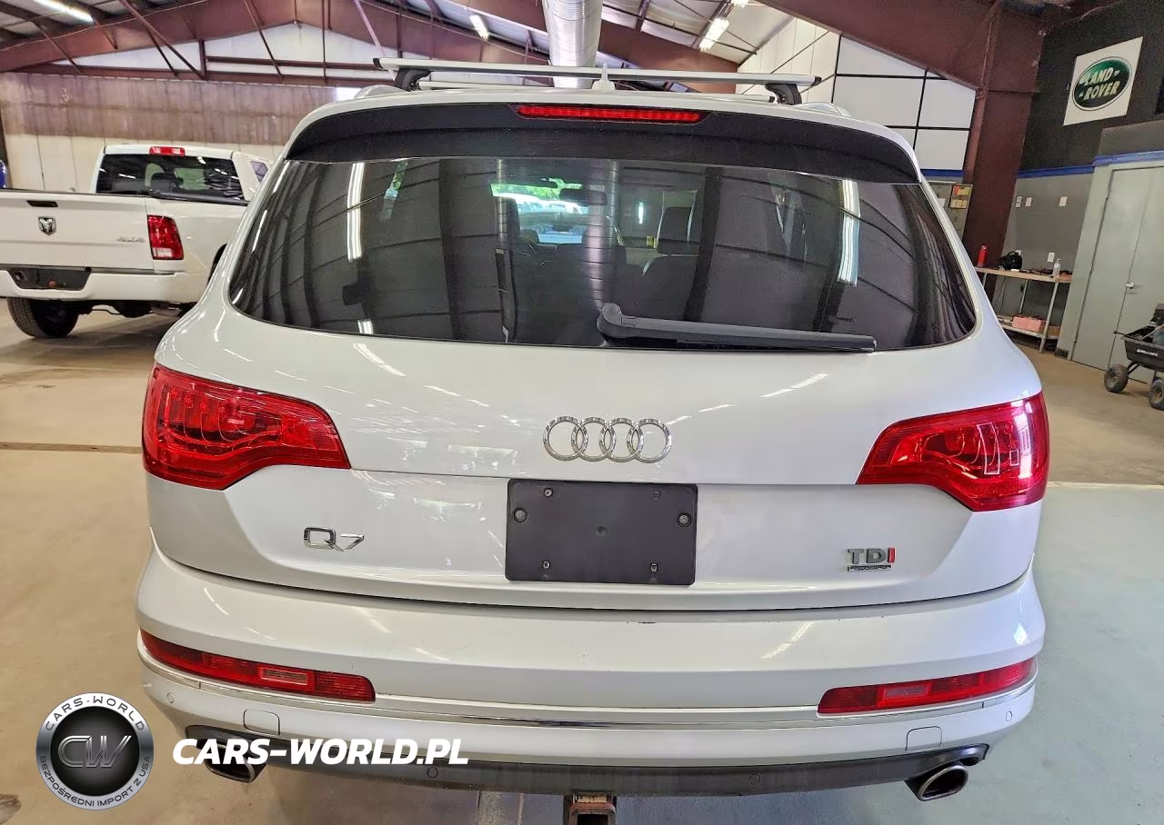2013 Audi Q7 Premium Plus VIN:WA1LMAFE7DD011127 - 6