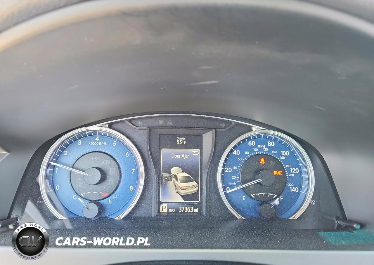 2017 Toyota Camry Xle VIN:4T1BF1FKXHU699417 - 9