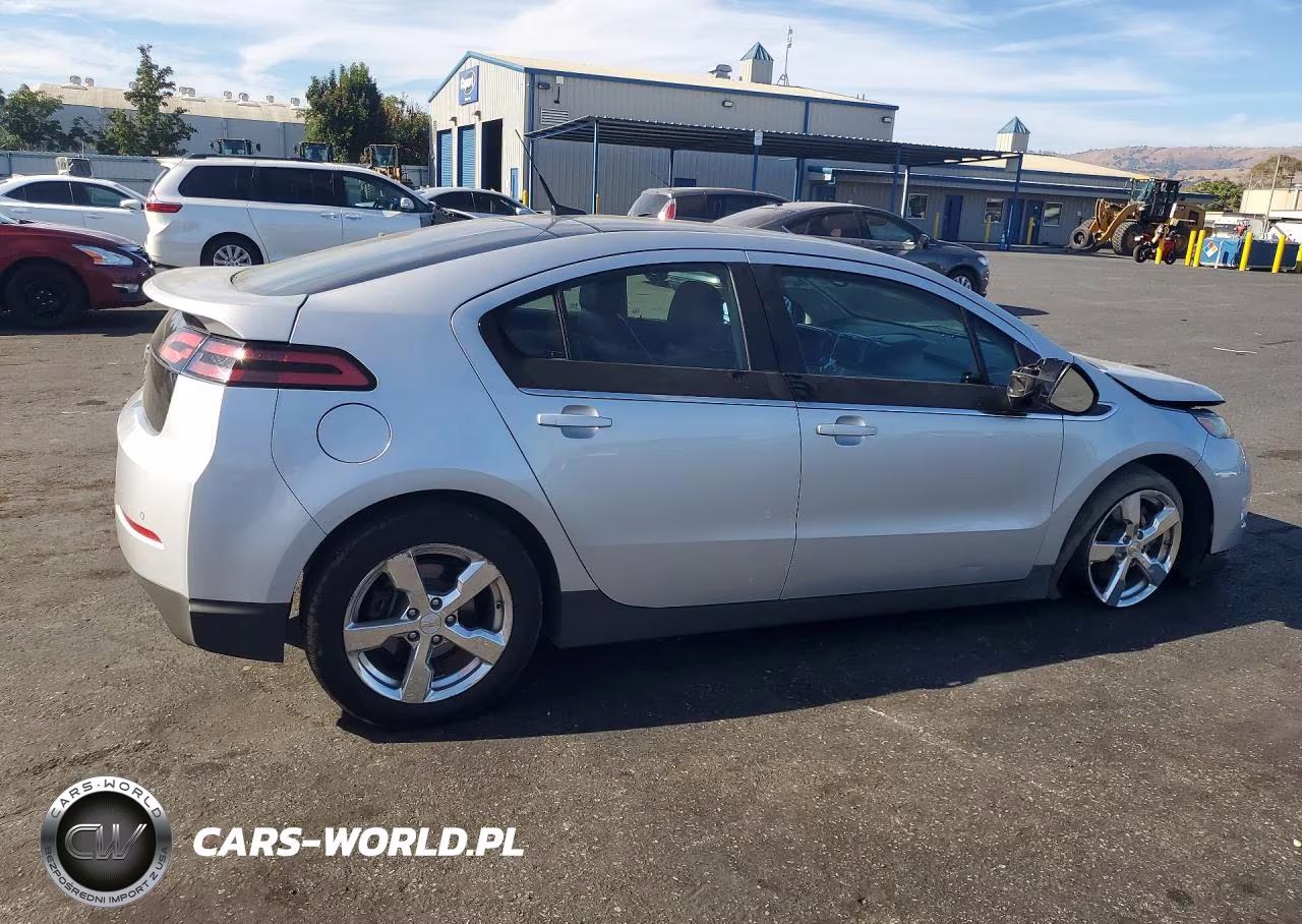 2011 Chevrolet Volt VIN:1G1RD6E44BU100794 - 3