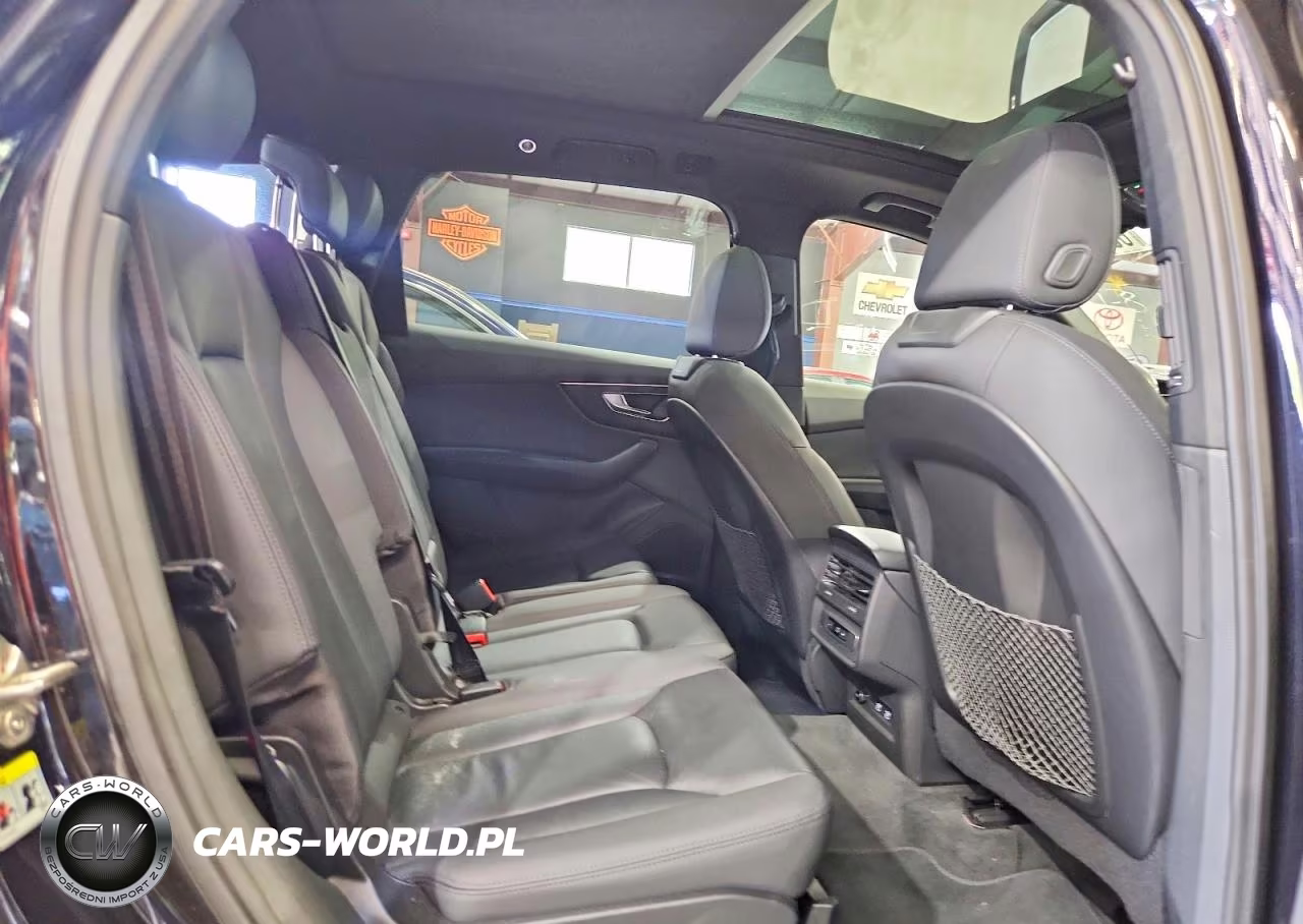 2021 Audi Q7 Premium Plus VIN:WA1LXAF75MD026685 - 11