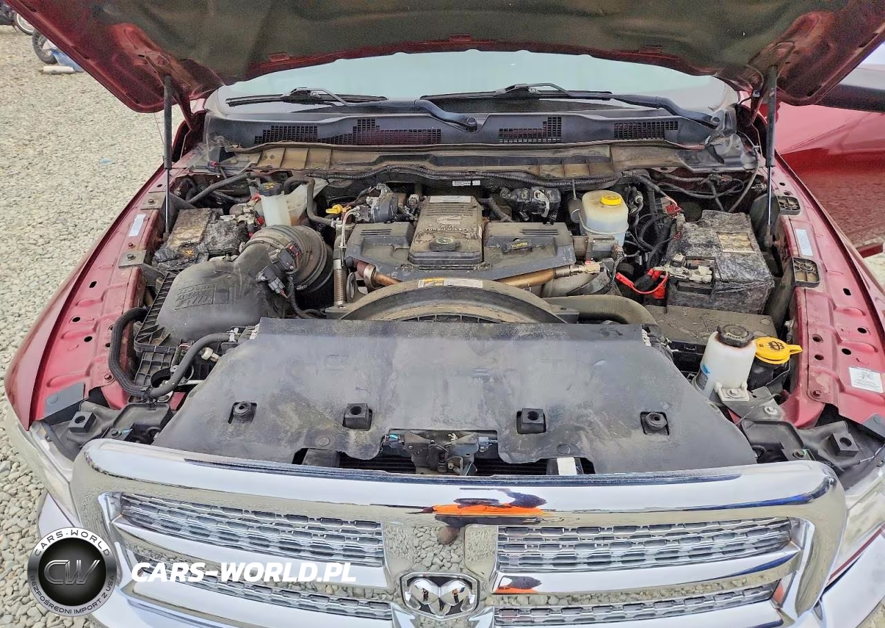 2018 Ram 2500 Laramie VIN:3C6UR5FL6JG115079 - 11