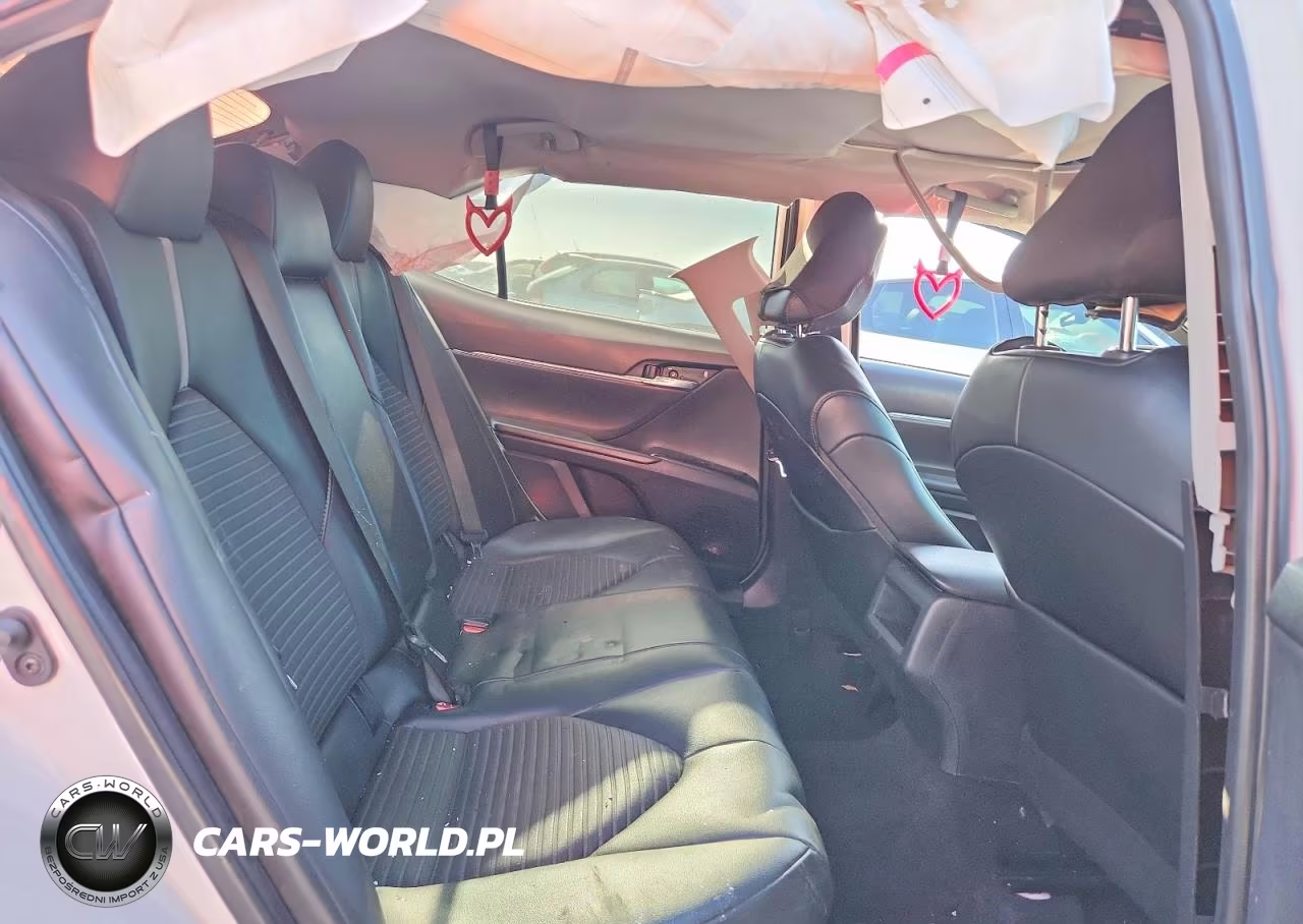2020 Toyota Camry Se VIN:4T1J31AK0LU535887 - 10