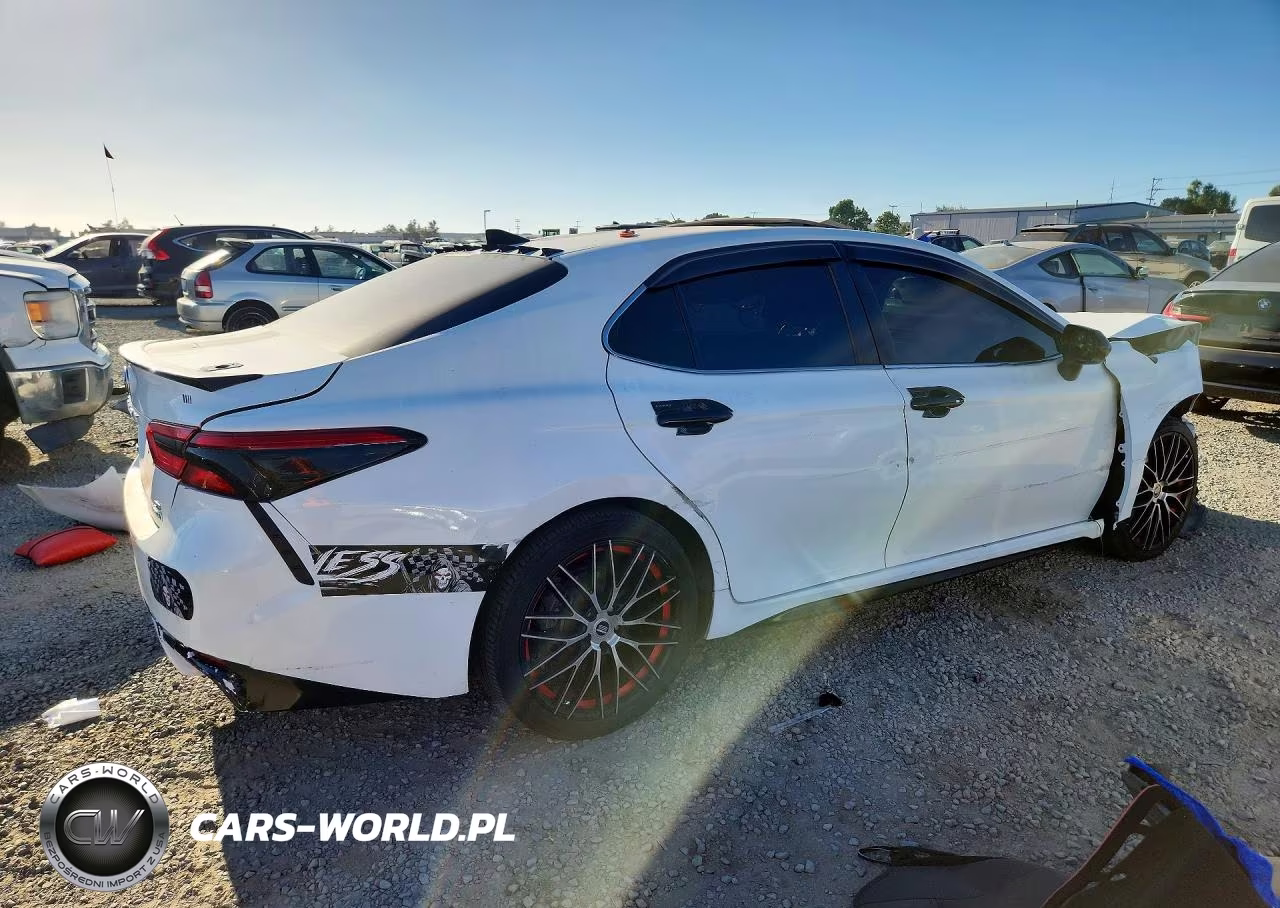 2020 Toyota Camry Se VIN:4T1J31AK0LU535887 - 3