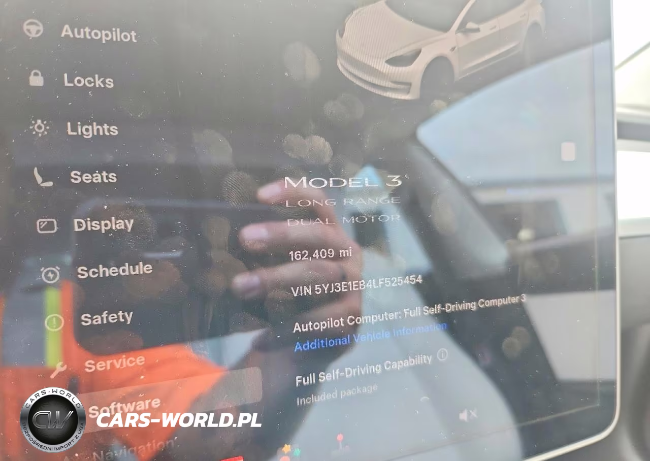 2020 Tesla Model 3 VIN:5YJ3E1EB4LF525454 - 9