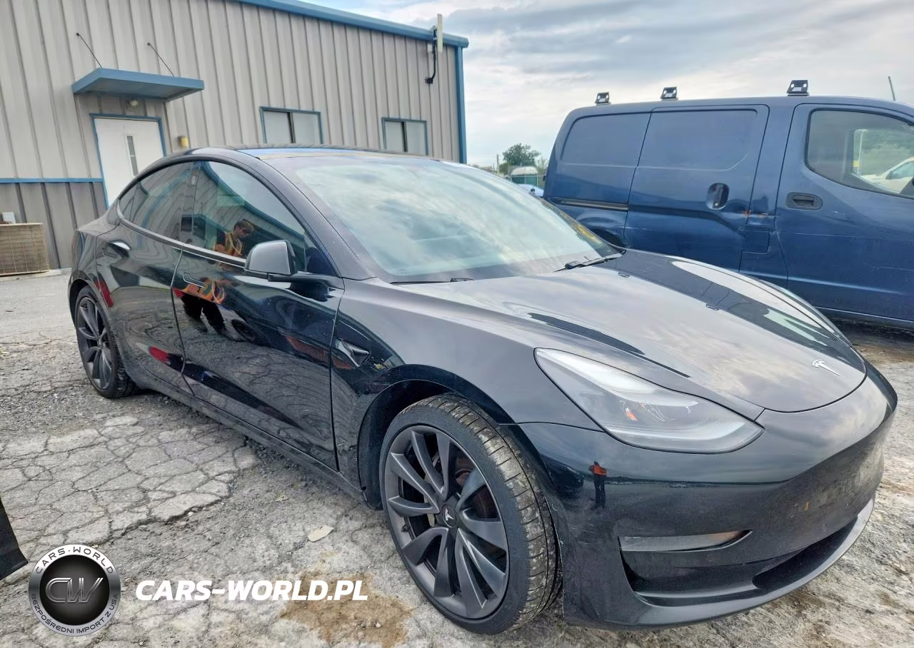 2021 Tesla Model 3 VIN:5YJ3E1EAXMF915144 - 4