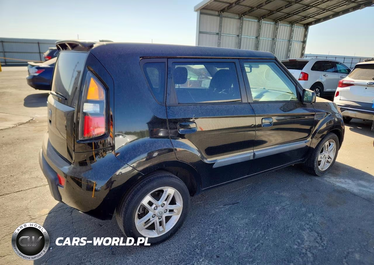 2010 Kia Soul + VIN:KNDJT2A29A7179963 - 3