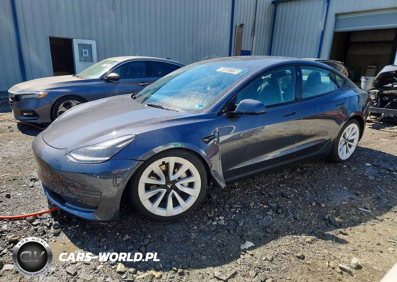 2022 Tesla Model 3 – zdjęcie 1 z 12
